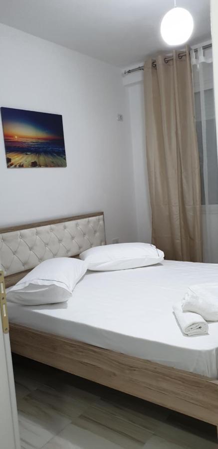 Redsun Apartment Vlorë Exterior foto